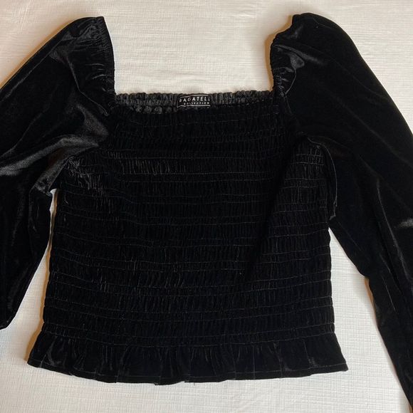 Bagatelle Top Black Velvet Smocked Long Sleeves Off the Shoulder Top - Picture 6 of 13